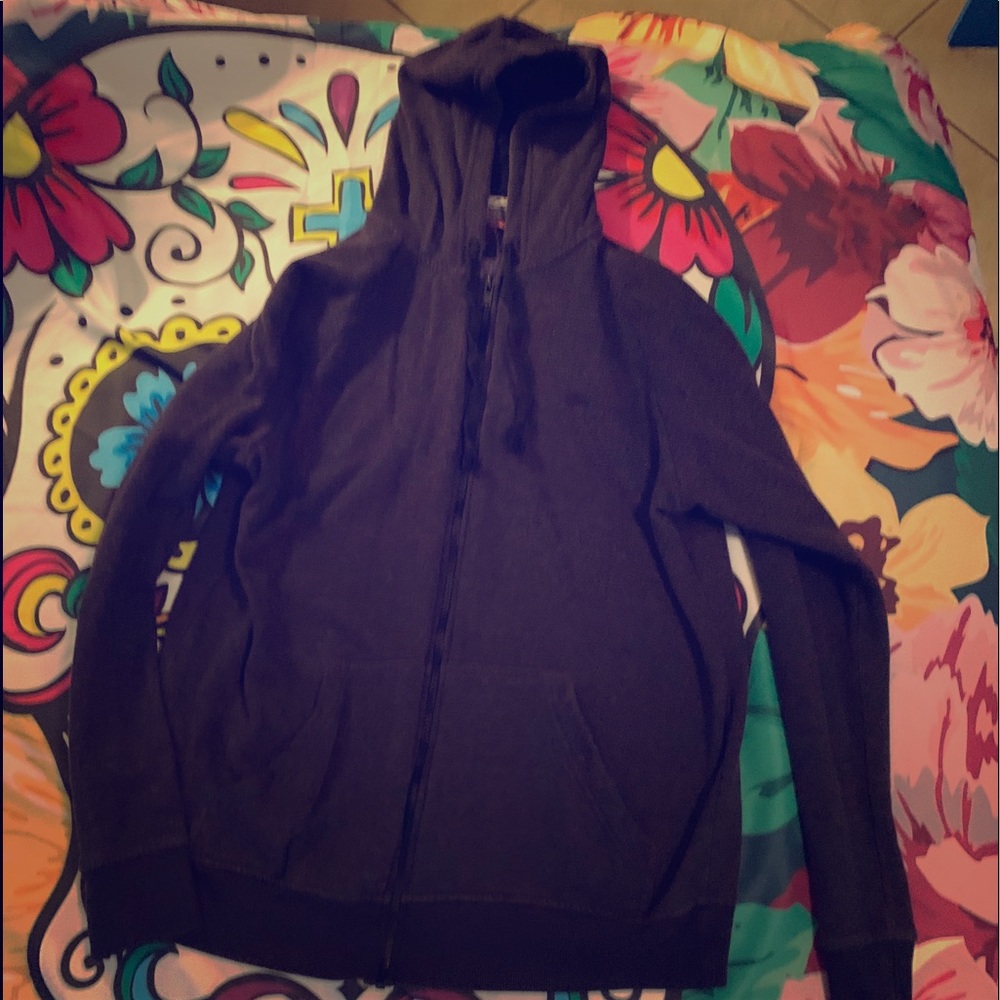 Zippered hoodie